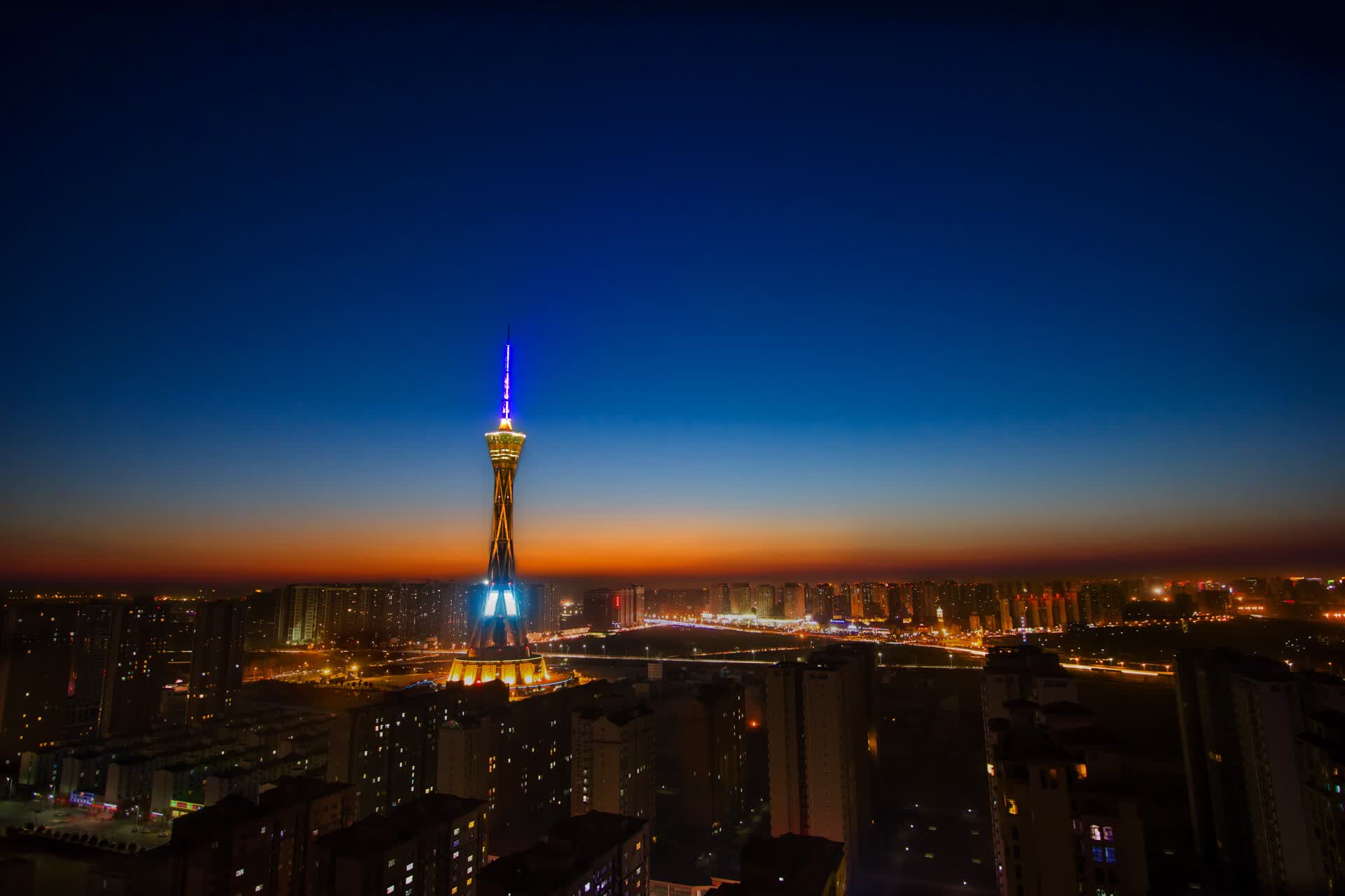2026世界杯官方衍生品:复古海报与数字盲盒受追捧。,世界杯2026是哪个国家举办
